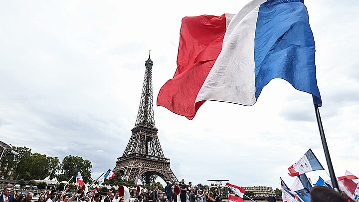 Imagen de archivo. París 2024 organiza un desfile en el que los atletas dan la bienvenida a la Antorcha Olímpica. (Francia) 