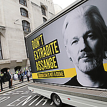 Assange podrá recurrir una vez más a su extradicción a EE.UU. desde Reino Unido