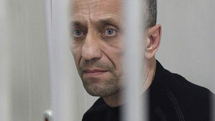 Mijaíl Popkov, expolicía de 58 años que violó y acabó con la vida decenas de mujeres antes de ser condenado a cadena perpetua en 2018, espera conseguir el indulto sumándose a las tropas rusas