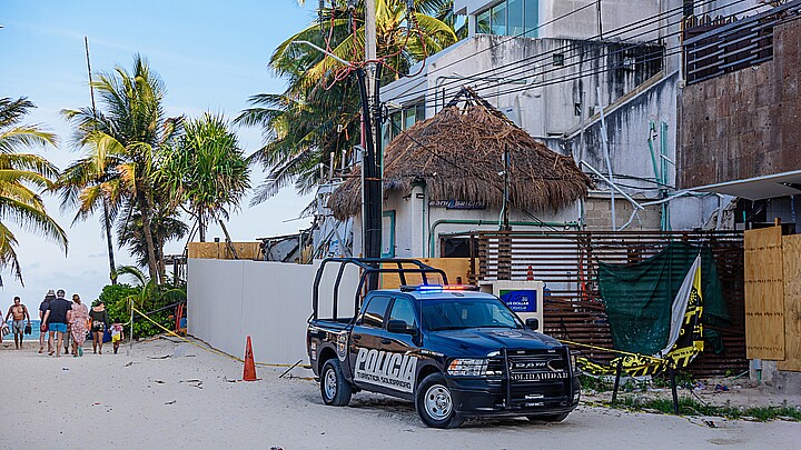 Muere estudiante universitario al caer desde el balcón de un hotel durante sus vacaciones de primavera en México