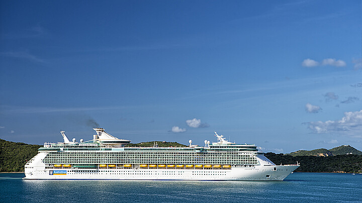 Cruise ship