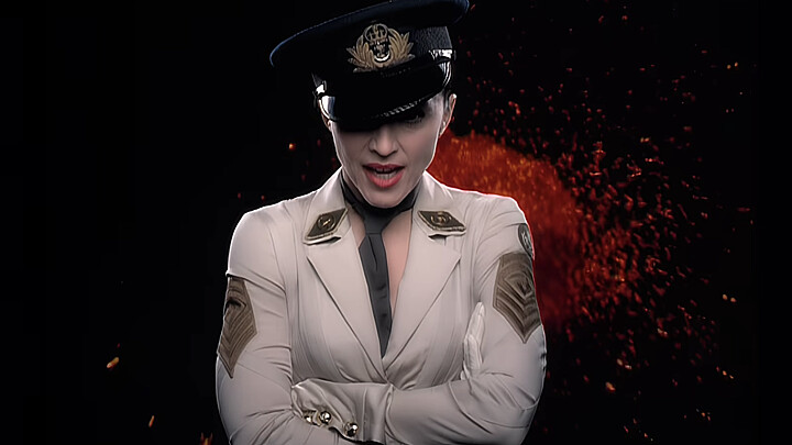 Madonna estrena 20 años después el polémico video original de "American Life"