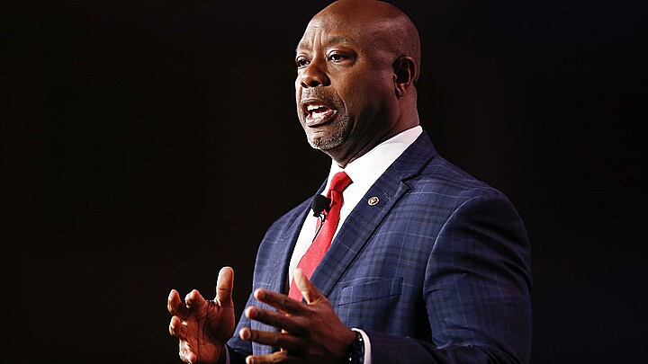 El senador Tim Scott