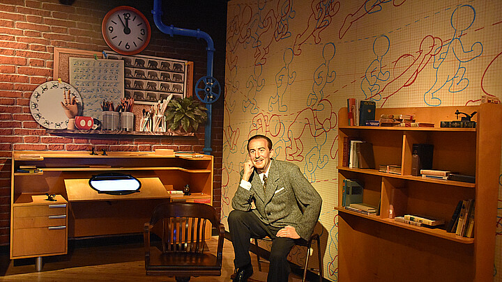 Inaugurada exposición del centenario de Disney en Múnich que incluye un holograma del creador del conglomerado de entretenimiento estadounidense