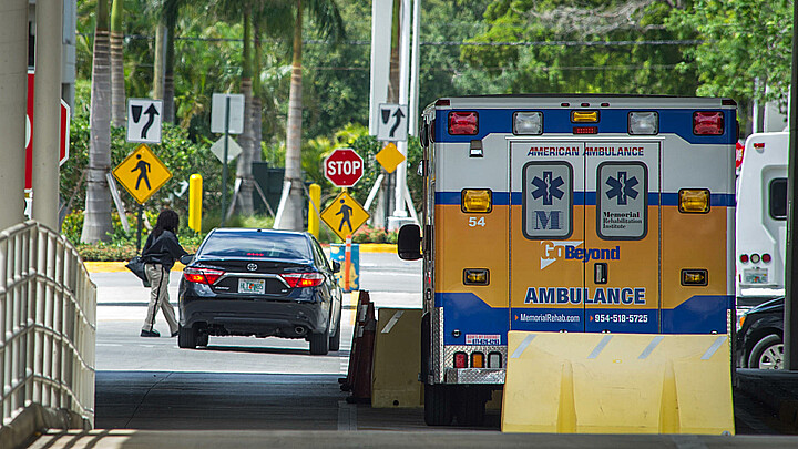 Imagen de archivo de una ambulancia en Florida