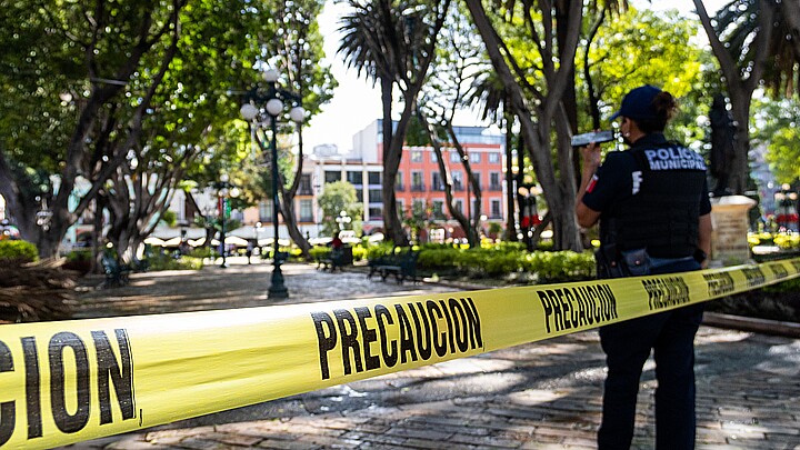 Escena crimen en parque