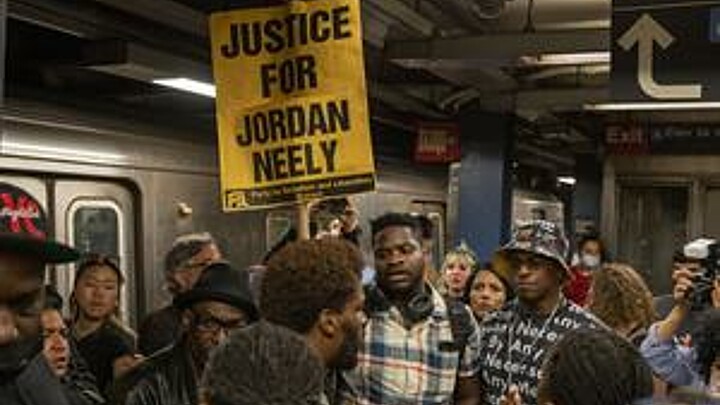 Protesters in New York subway