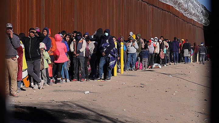 Migrants at border