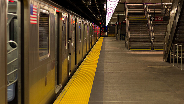 Estrangulan a vagabundo en mtro de NYC