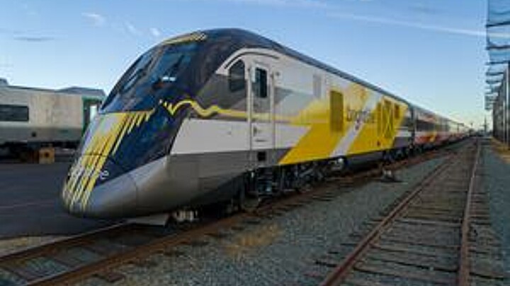 High speed train connecting Miami to Orlando