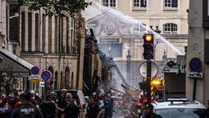 Explosion in Paris
