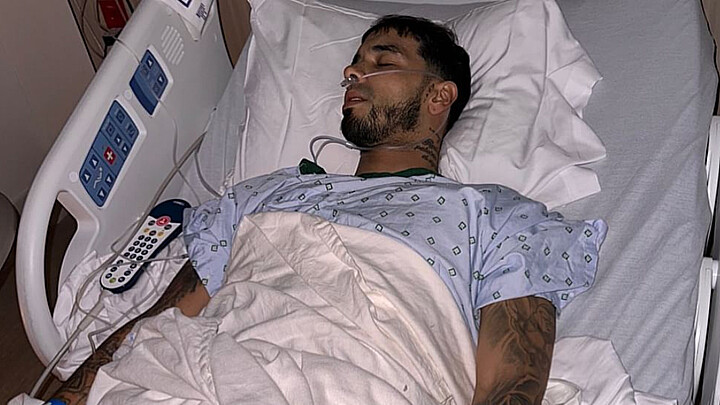 El rapero compartió un emotivo mensaje en sus redes desde el hospital 