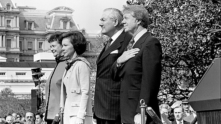 Audrey Callaghan, Rosalynn Carter, PM James Callaghan of the UK, and U.S. President Jimmy Carter in Washington, D.C. on March 10, 1977