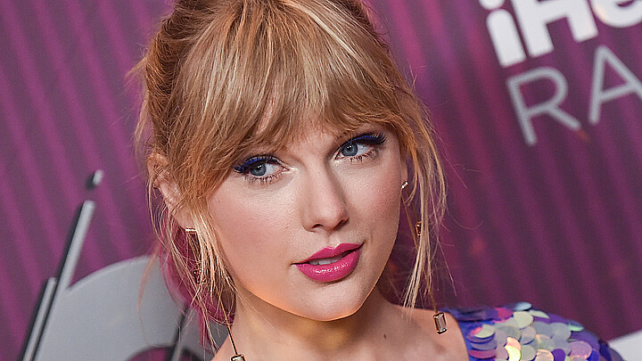 Taylor Swift at the Heart Radio Music Awards 2019 on March 14, 2019 in Los Angeles, CA