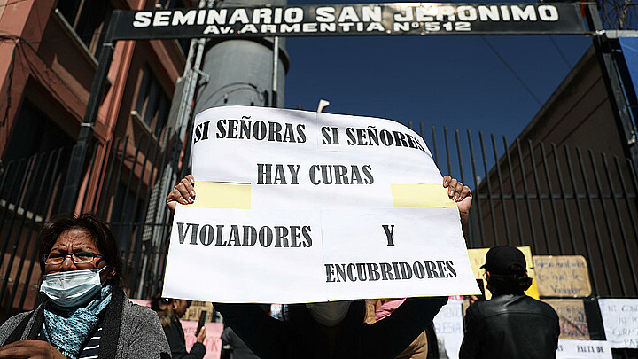 Un sacerdote boliviano es sentenciado por abuso sexual a una joven