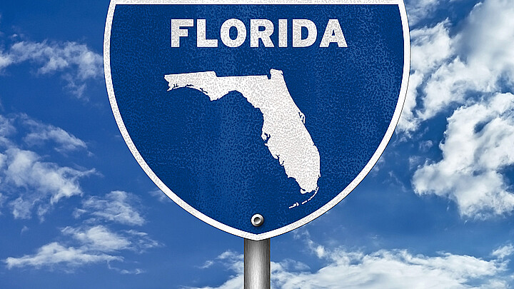 A makeshift sign signifying Florida as a swing state