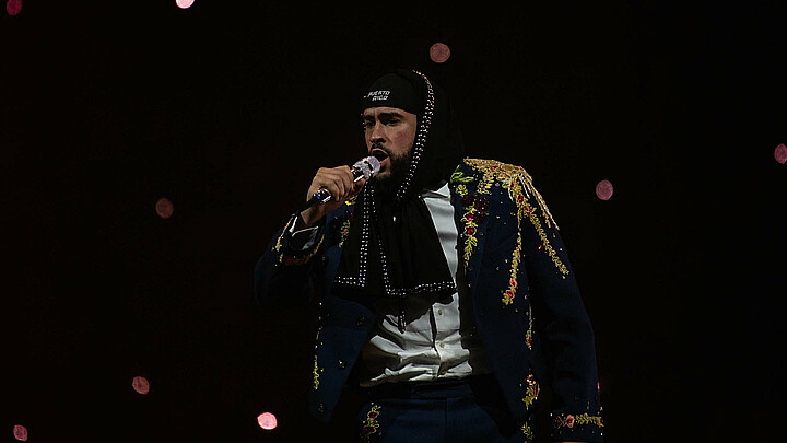 Fotografía de archivo donde aparece Bad Bunny en su concierto en el coliseo de Puerto Rico, en San Juan (Puerto Rico). 