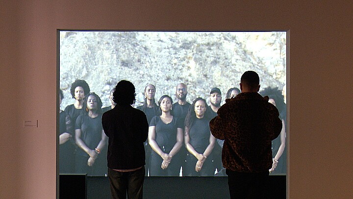 La artista multidisciplinar Grada Kilomba muestra en el Reina Sofía las vergüenzas de la humanidad