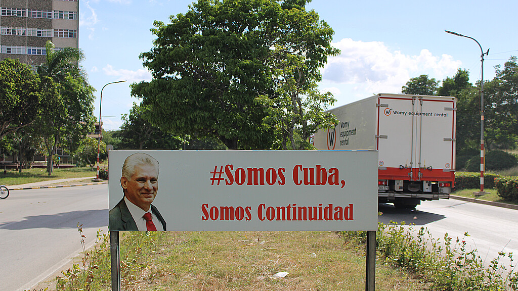 Propaganda de Miguel Díaz-Canel en las calles de Cuba
