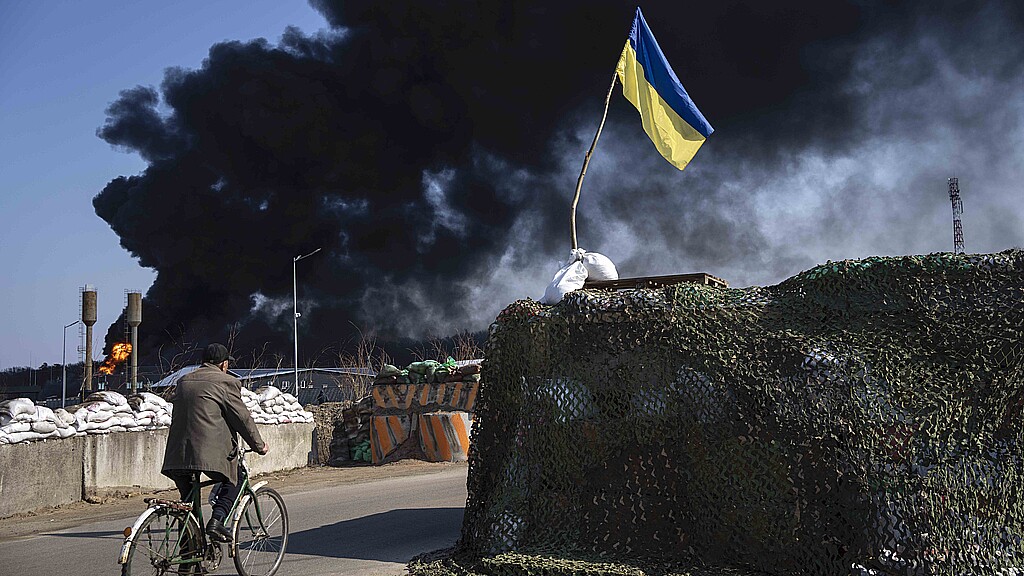La invasión rusa de Ucrania​ es un episodio bélico en curso a gran escala que empezó el 24 de febrero de 2022 