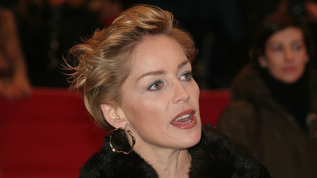 Muere repentinamente hermano de Sharon Stone. Tenía 57 años