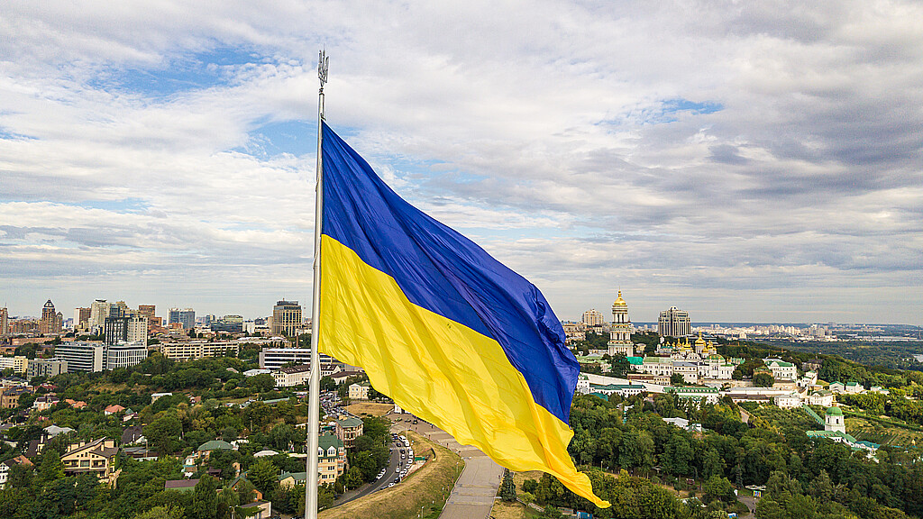 Ukrainian flag on a high flagpole in Kiev 