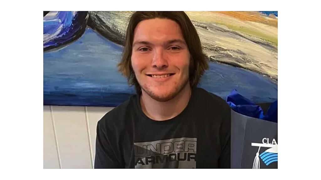 El 21 de marzo, Trent Lehrkamp fue dejado en un hospital local por tres adolescentes no identificados después de una fiesta 