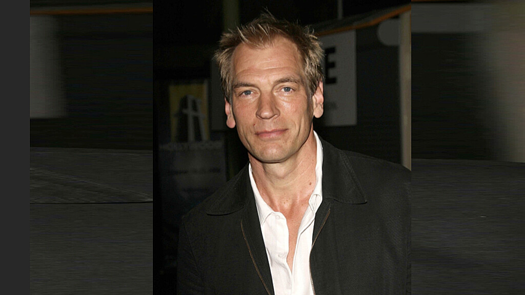 Todo sobre la desaparición del actor Julian Sands, estrella de "A Room With a View"