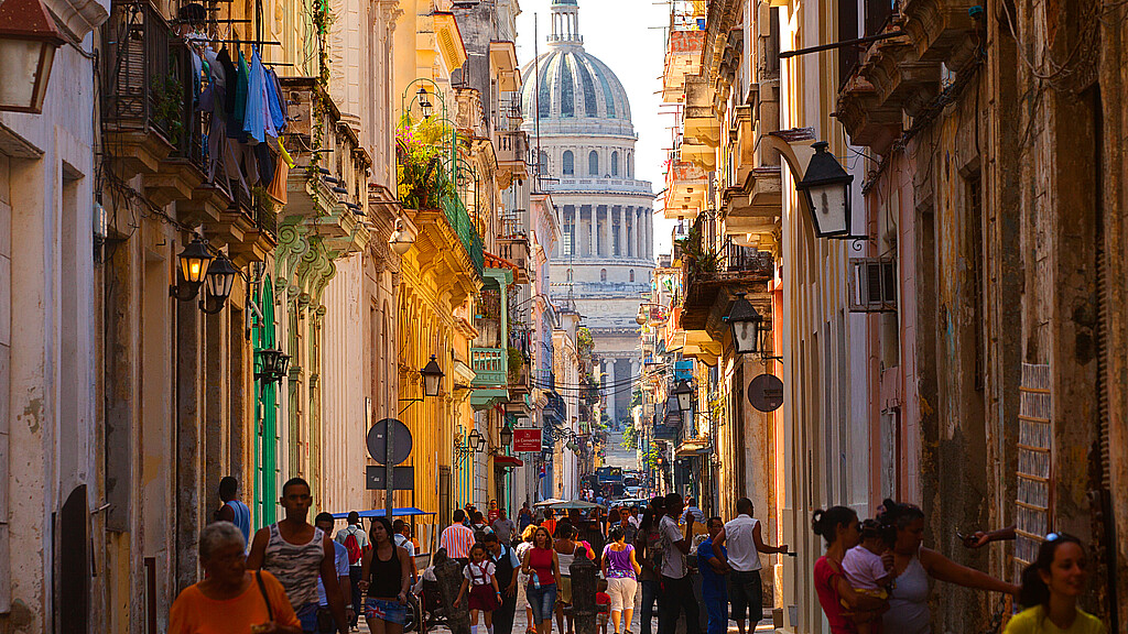 Calle de La Habana, la capital de Cuba