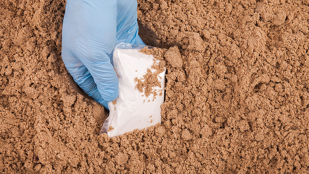 Cocaine found on beach 