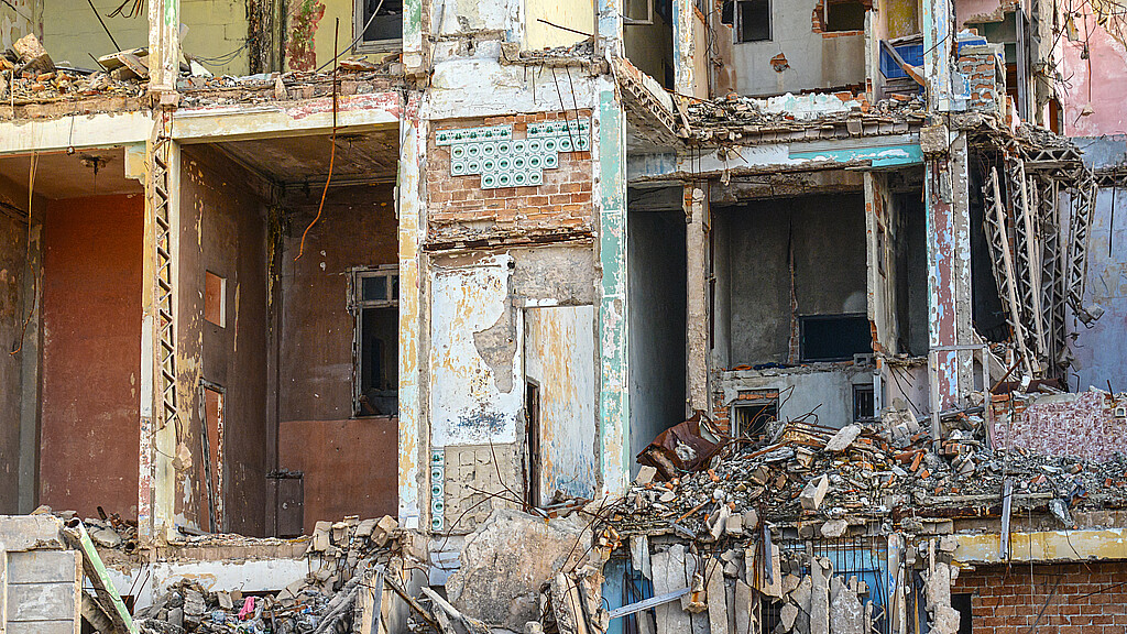 Building collapse in Havana, Cuba