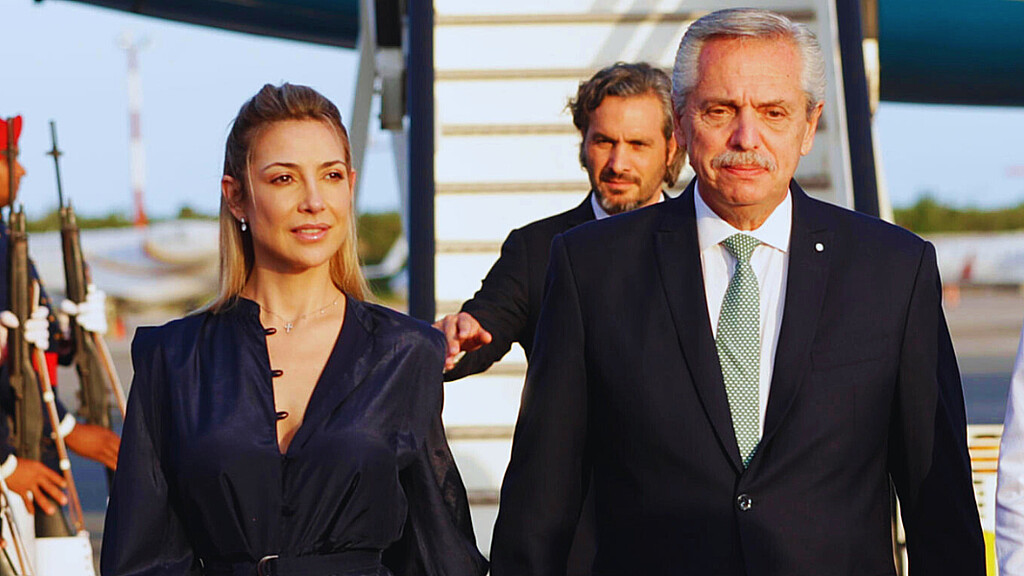 Fotografía de archivo del expresidente de Argentina Alberto Fernández y su expareja, Fabiola Yáñez. 