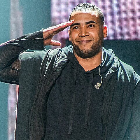 El cantante Don Omar se recupera de una operación de cáncer 