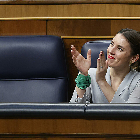 La ministra de Igualdad, Irene Montero, durante el pleno del Congreso que realizó el proyecto de la ley trans