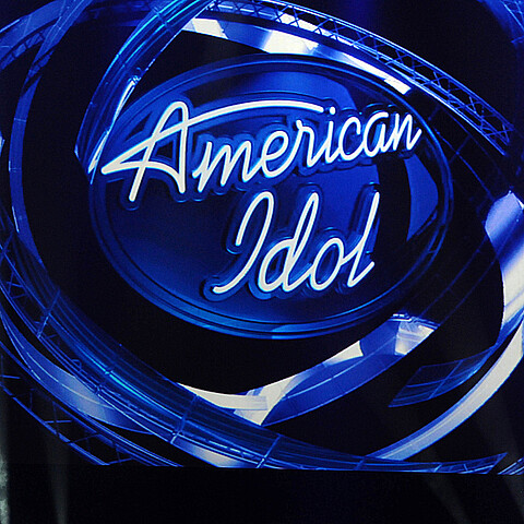 Exconcursante de "American Idol" demanda al programa por robo de salario, dice que la convirtieron en el 'hazmerreír' en la audición