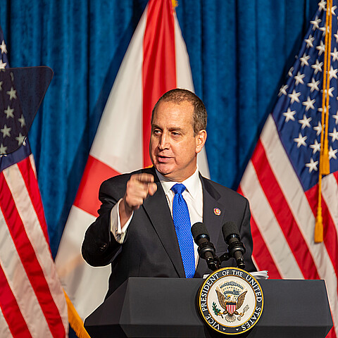  Mario Díaz-Balart, miembro del Congreso de los Estados Unidos