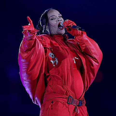 Rihanna se presentó en el entretiempo del Superbowl entre Los Philadelphia Eagles y los Kansas City Chiefs 