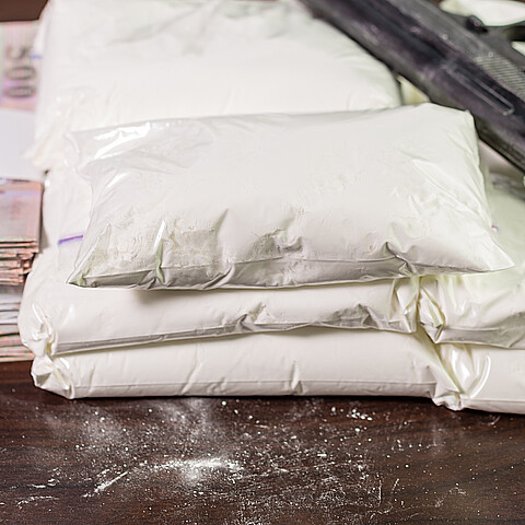 “Había cocaína para 30 años”: Autoridades incautan uno de los cargamentos de droga más grandes de la historia