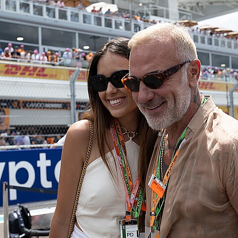 La pareja reapareció en Miami tras la muerte de la madre de Vacchi