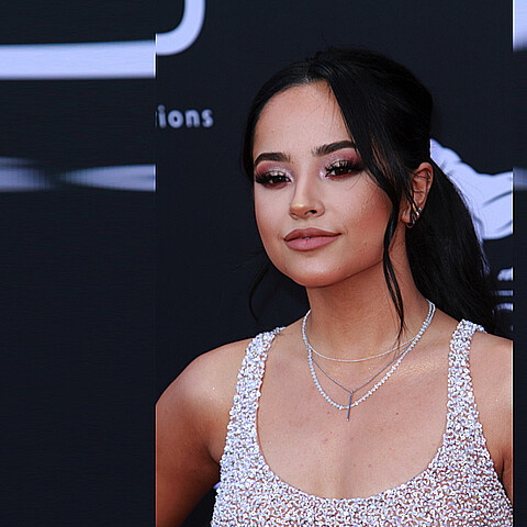 Becky G dice que hay que "excluir a la gente negativa" de la vida