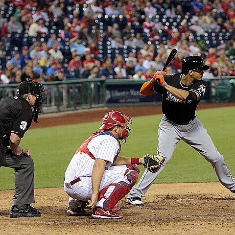 Tekashi 6ix9ine expulsado del estadio de béisbol en Miami después de emborracharse demasiado
