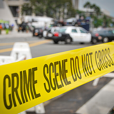 Actor Aman Dhaliwal atacado a hachazos en un gimnasio de California. ¡Cámaras de seguridad lo captan todo!