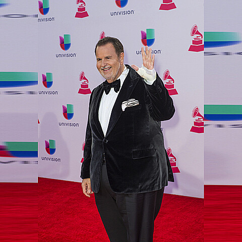 El conductor reconoció que "es una batalla el peso". "Muchas de las personas que nos ven batallan el peso… ¿Ustedes piensan que estos famosos de Hollywood pierden haciendo ejercicio? No, se inyectan la medicina y todos lucen bellos para la alfombra de los Oscar".