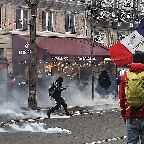 Disturbios en Francia contra la reforma pensional