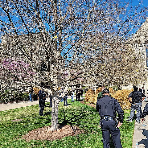 El exterior del colegio privado en el que, este 27 de marzo de 2023, se registró un tiroteo