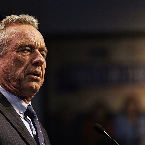 Robert Kennedy, sobrino de expresidente JFK, postula a las elecciones de 2024