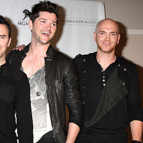 Glen Power (izq.), Danny O'Donoghue (centro) y Mark Sheehan (der.), de la banda The Script en los 2011 Billboard Music Awards
