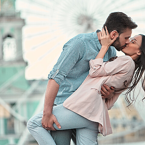 El Día Internacional del Beso se celebra en abril