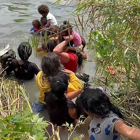 Cruce de inmigrantes