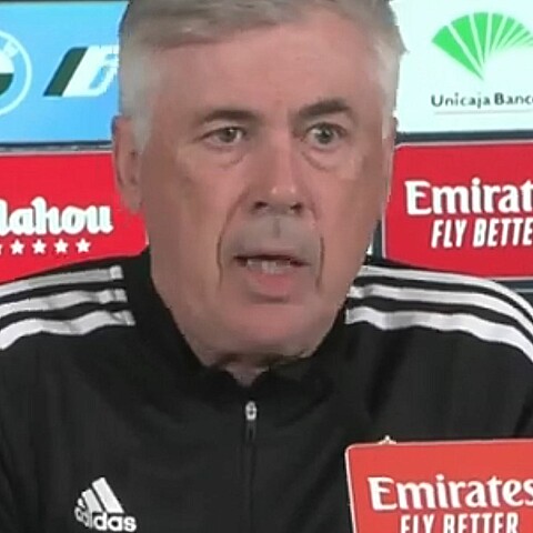 Ancelotti dice que el madrid busca un "9"
